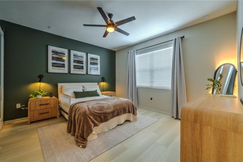 House in MATTIE POINTE in Auburndale, Florida 4 bedrooms, 216 sq.m. № 2236489 - photo 28
