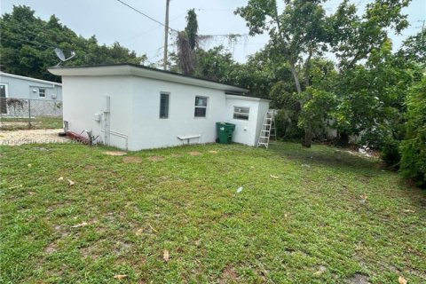 Immobilier commercial à vendre à Miami, Floride: 194.17 m2 № 2081191 - photo 9