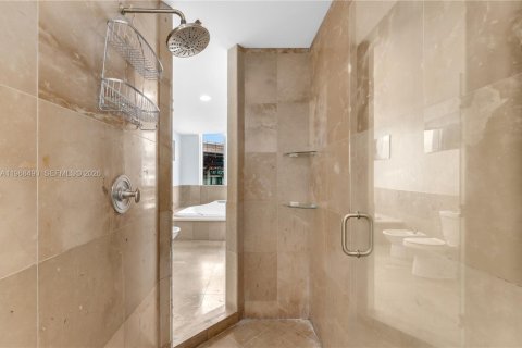 Copropriété à louer à Miami Beach, Floride: 2 chambres, 191.29 m2 № 2031583 - photo 9