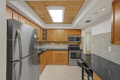 Купить таунхаус в Авентура, Флорида 3 спальни, 123.56м2, № 1945761 - фото 7