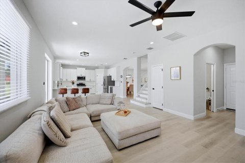 Casa en venta en Bradenton, Florida, 4 dormitorios, 272.2 m2 № 2203163 - foto 18
