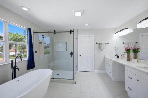 Casa en venta en Bradenton, Florida, 4 dormitorios, 272.2 m2 № 2203163 - foto 30