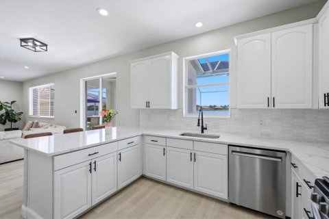 Casa en venta en Bradenton, Florida, 4 dormitorios, 272.2 m2 № 2203163 - foto 15