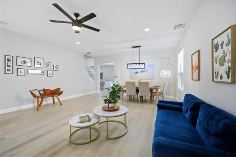 Casa en venta en Bradenton, Florida, 4 dormitorios, 272.2 m2 № 2203163 - foto 9