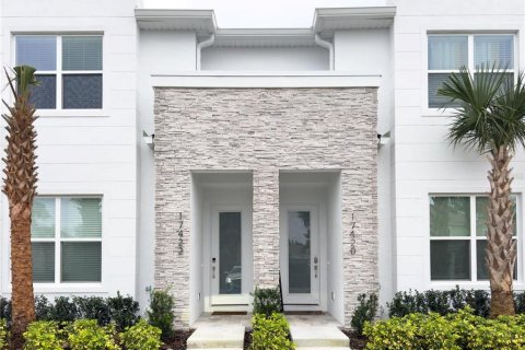 Townhouse in Clermont, Florida 3 bedrooms, 172.24 sq.m. № 2104569
