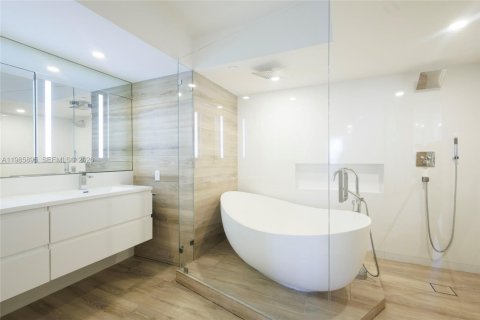 Condominio en venta en Aventura, Florida, 3 dormitorios, 157.93 m2 № 2051312 - foto 15