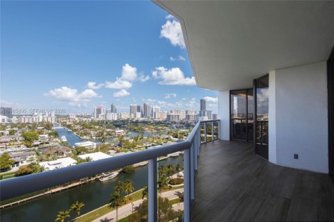 Condominio en venta en Aventura, Florida, 3 dormitorios, 157.93 m2 № 2051312 - foto 25