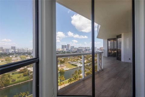 Condominio en venta en Aventura, Florida, 3 dormitorios, 157.93 m2 № 2051312 - foto 21