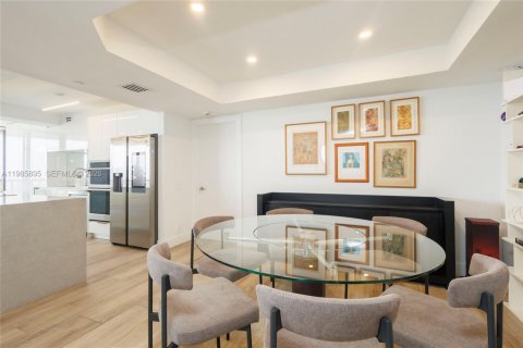 Condominio en venta en Aventura, Florida, 3 dormitorios, 157.93 m2 № 2051312 - foto 8