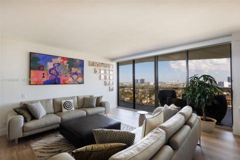 Condominio en venta en Aventura, Florida, 3 dormitorios, 157.93 m2 № 2051312 - foto 2