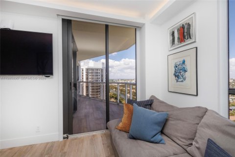 Condominio en venta en Aventura, Florida, 3 dormitorios, 157.93 m2 № 2051312 - foto 12