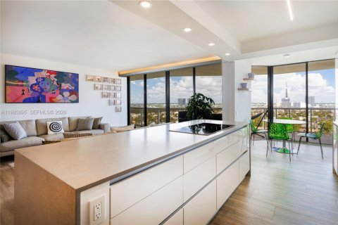 Condominio en venta en Aventura, Florida, 3 dormitorios, 157.93 m2 № 2051312 - foto 4