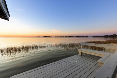 Casa en venta en Mount Dora, Florida, 3 dormitorios, 277.41 m2 № 2207617 - foto 9