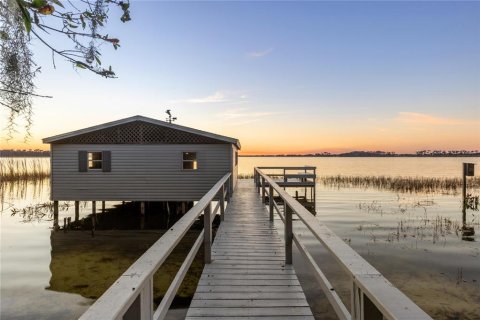 Casa en venta en Mount Dora, Florida, 3 dormitorios, 277.41 m2 № 2207617 - foto 7