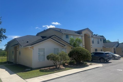 Condominio en alquiler en Orlando, Florida, 2 dormitorios, 97.55 m2 № 1895115 - foto 1