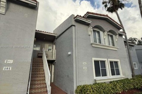 Copropriété à louer à Doral, Floride: 3 chambres, 104.05 m2 № 2084069 - photo 4