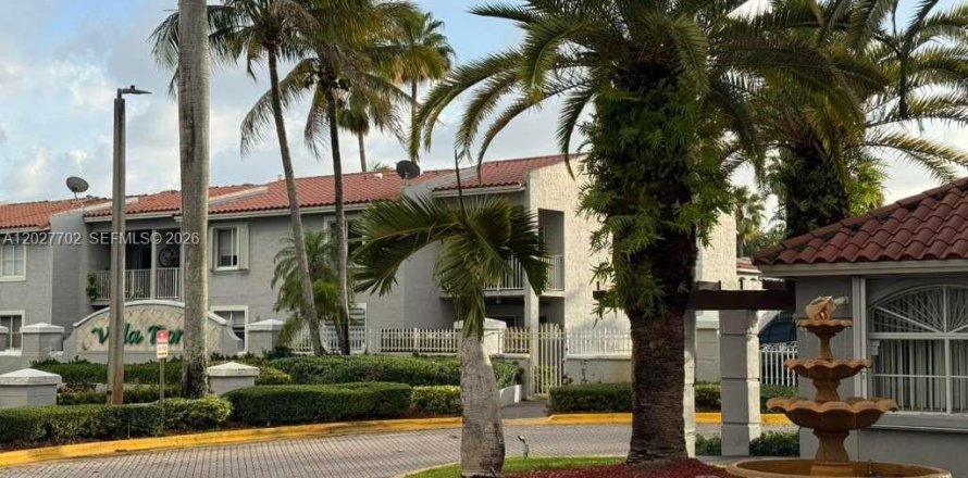 Condo à Doral, Floride, 3 chambres  № 2084069