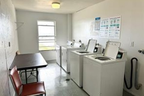 Condominio en venta en Pompano Beach, Florida, 1 dormitorio, 58.53 m2 № 2253459 - foto 16