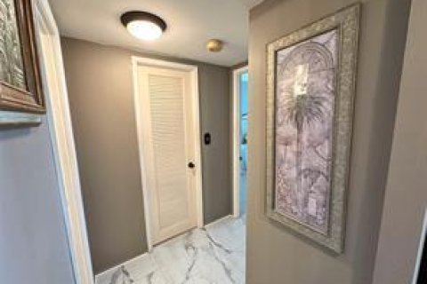 Condominio en venta en Pompano Beach, Florida, 1 dormitorio, 58.53 m2 № 2253459 - foto 9