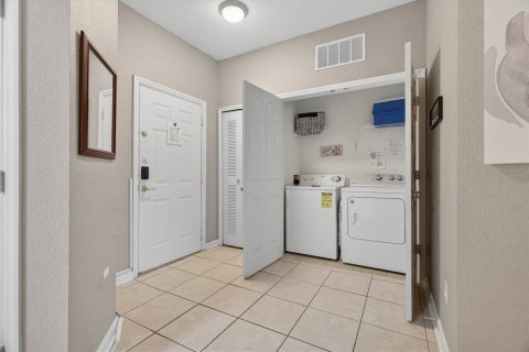 Condo in Kissimmee, Florida, 3 bedrooms  № 2095511 - photo 12