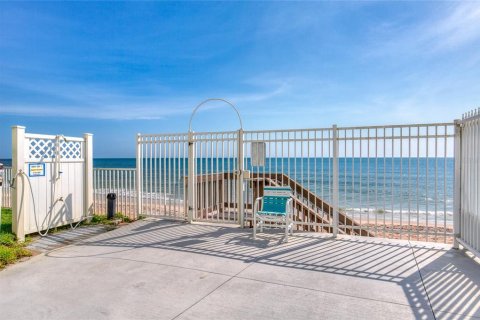Copropriété à vendre à Ormond Beach, Floride: 2 chambres, 116.13 m2 № 2412557 - photo 5