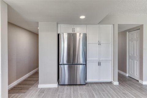 Copropriété à vendre à Ormond Beach, Floride: 2 chambres, 116.13 m2 № 2412557 - photo 8