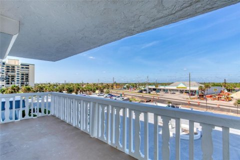 Copropriété à vendre à Ormond Beach, Floride: 2 chambres, 116.13 m2 № 2412557 - photo 23
