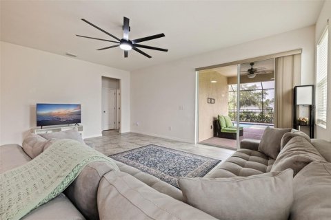 Casa en venta en Apollo Beach, Florida, 4 dormitorios, 207.64 m2 № 2232359 - foto 14