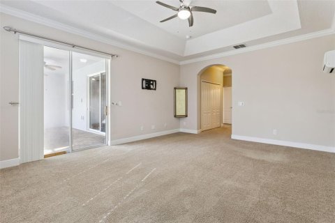Villa ou maison à vendre à Mount Dora, Floride: 5 chambres, 284.84 m2 № 2356552 - photo 16