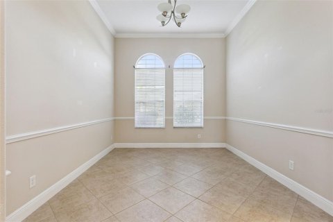 Villa ou maison à vendre à Mount Dora, Floride: 5 chambres, 284.84 m2 № 2356552 - photo 9