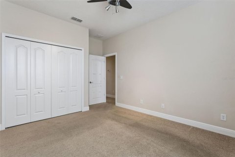 Villa ou maison à vendre à Mount Dora, Floride: 5 chambres, 284.84 m2 № 2356552 - photo 19