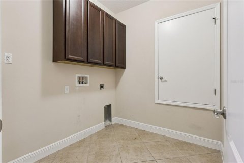 Villa ou maison à vendre à Mount Dora, Floride: 5 chambres, 284.84 m2 № 2356552 - photo 24
