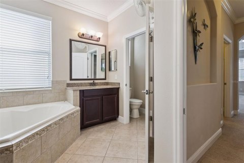 Villa ou maison à vendre à Mount Dora, Floride: 5 chambres, 284.84 m2 № 2356552 - photo 26