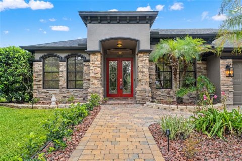 House in Wesley Chapel, Florida 4 bedrooms, 310.01 sq.m. № 1810080 - photo 8