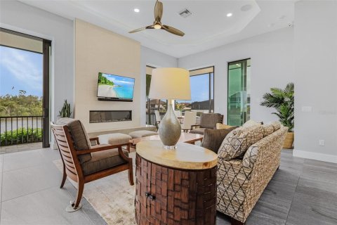 Casa en venta en Cape Coral, Florida, 2 dormitorios, 291.53 m2 № 2091658 - foto 11