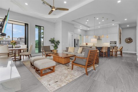 Casa en venta en Cape Coral, Florida, 2 dormitorios, 291.53 m2 № 2091658 - foto 13