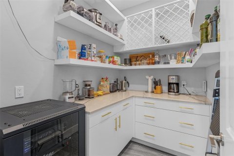 Casa en venta en Cape Coral, Florida, 2 dormitorios, 291.53 m2 № 2091658 - foto 9