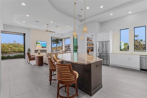 Casa en venta en Cape Coral, Florida, 2 dormitorios, 291.53 m2 № 2091658 - foto 5