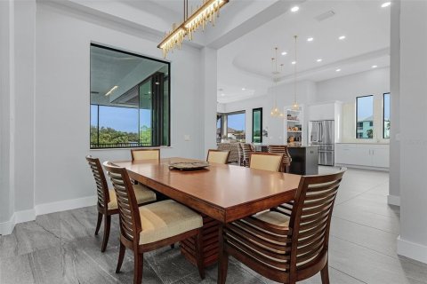 Casa en venta en Cape Coral, Florida, 2 dormitorios, 291.53 m2 № 2091658 - foto 4