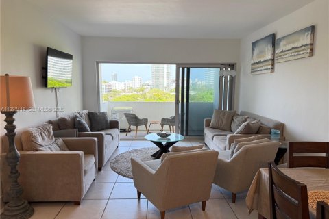 Condominio en venta en Miami Beach, Florida, 1 dormitorio, 73.39 m2 № 1995006 - foto 9