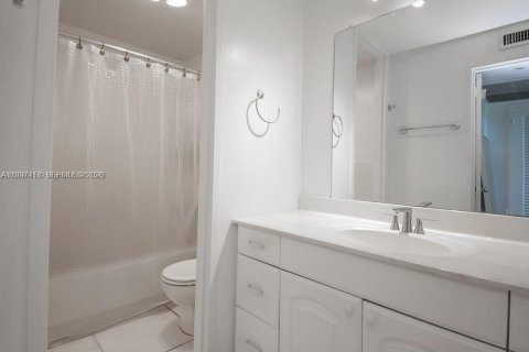 Condominio en venta en Miami Beach, Florida, 1 dormitorio, 73.39 m2 № 1995006 - foto 5