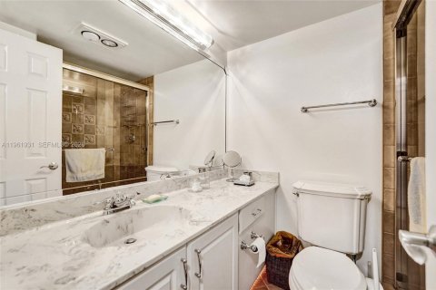 Condominio en alquiler en Hollywood, Florida, 2 dormitorios, 128.48 m2 № 2029610 - foto 26