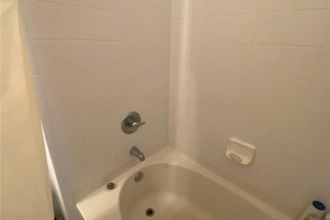 Снять в аренду кондоминиум в Клируотер, Флорида 3 комнаты, 93.83м2, № 2098552 - фото 21