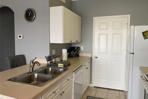 Снять в аренду кондоминиум в Клируотер, Флорида 3 комнаты, 93.83м2, № 2098552 - фото 11