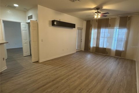 Adosado en alquiler en Orlando, Florida, 3 dormitorios, 135.36 m2 № 1915782 - foto 12