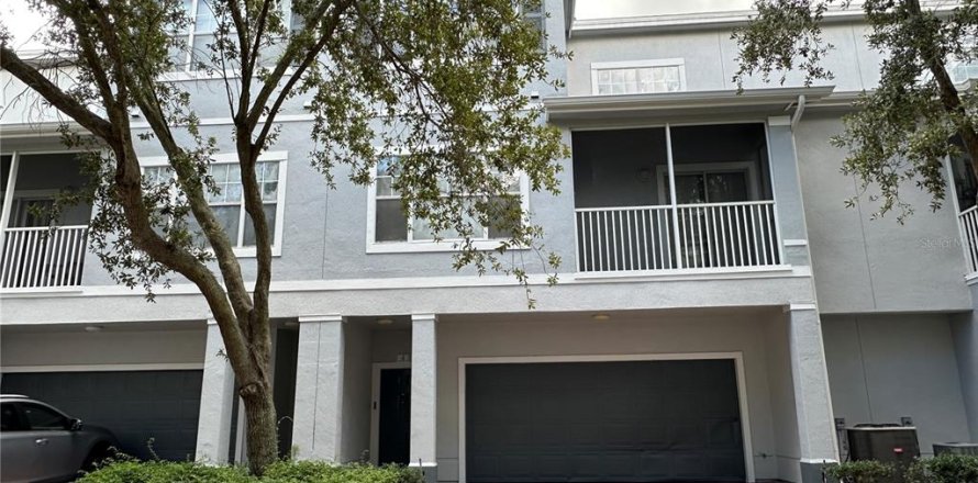 Adosado en Orlando, Florida 3 dormitorios, 135.36 m2 № 1915782