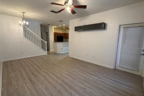 Adosado en alquiler en Orlando, Florida, 3 dormitorios, 135.36 m2 № 1915782 - foto 11