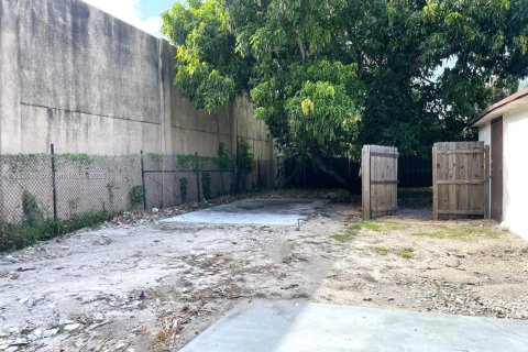 Villa ou maison à vendre à Plantation, Floride: 3 chambres, 190.91 m2 № 2054561 - photo 23