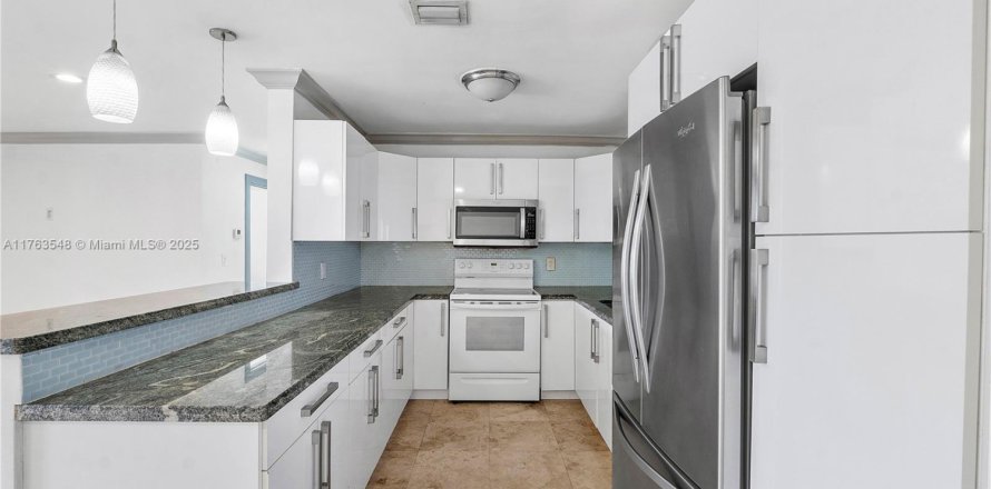 Villa ou maison à Plantation, Floride 3 chambres, 190.91 m2 № 2054561