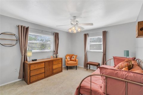 Villa ou maison à louer à Sarasota, Floride: 3 chambres, 153.38 m2 № 1853938 - photo 7